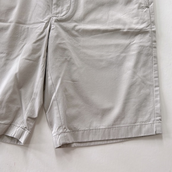 J. Crew 10 1/2” Stretch Chino Short - Picture 3 of 5